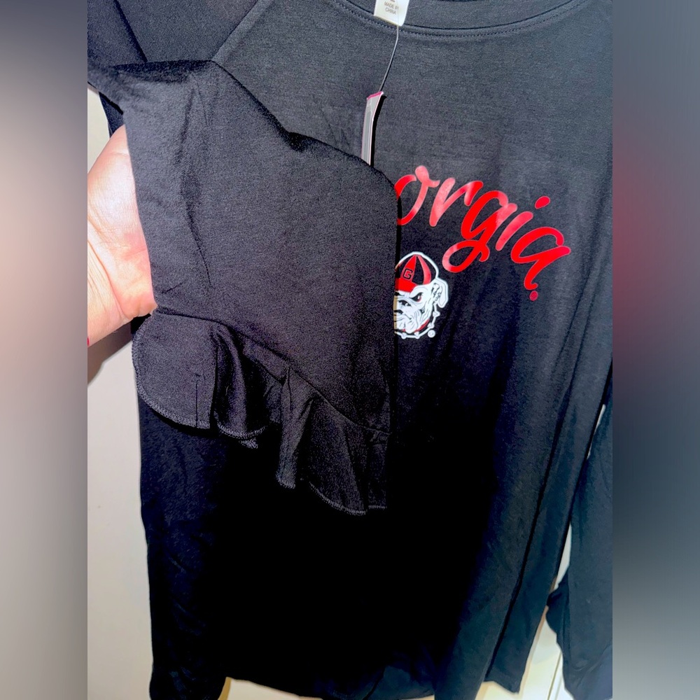 Georgia Bulldogs women’s size Large shirt by Flying colors.